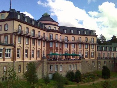 Замок-отель Бюлерхёе вблизи Баден-Бадена - памятник национального значения. Фото: Ichneumon / Wikimedia Commons