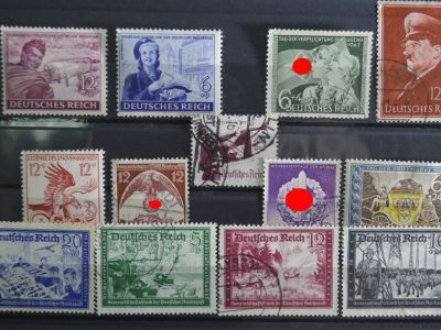 Коллекция марок третьего рейха. Фото:habartorg.com