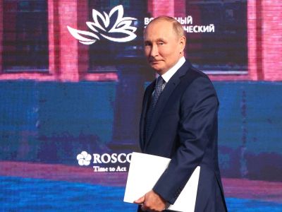 Владимир Путин на Восточном экономическом форуме. Фото: kremlin.ru